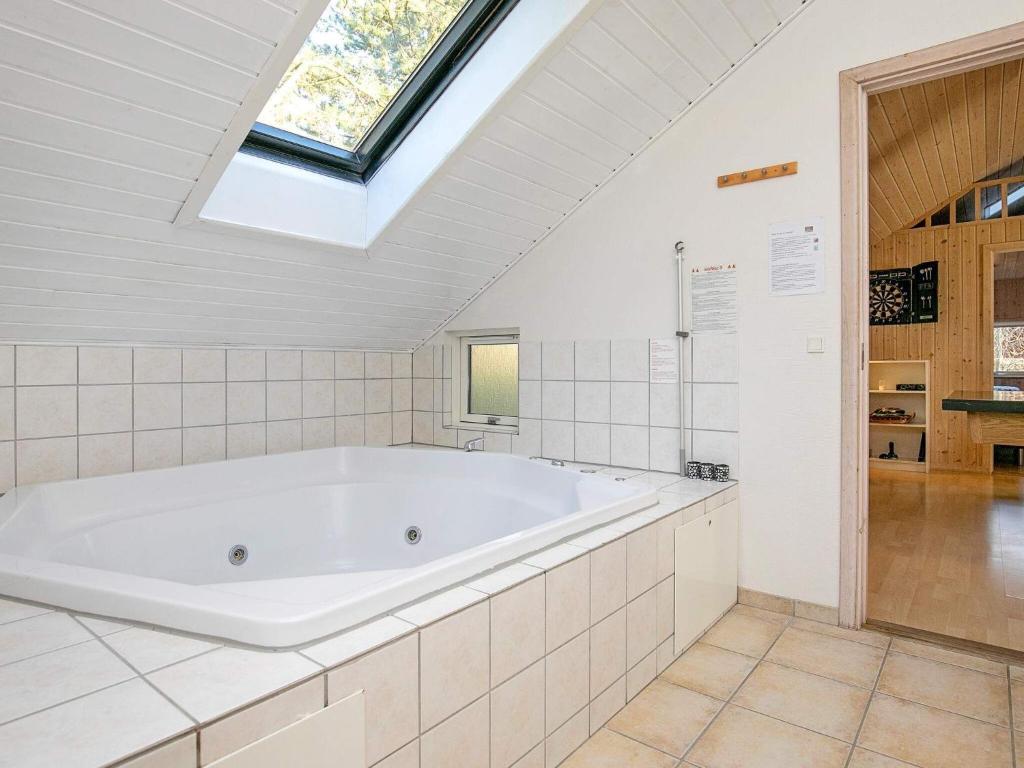 12 person holiday home in R dby photo 2