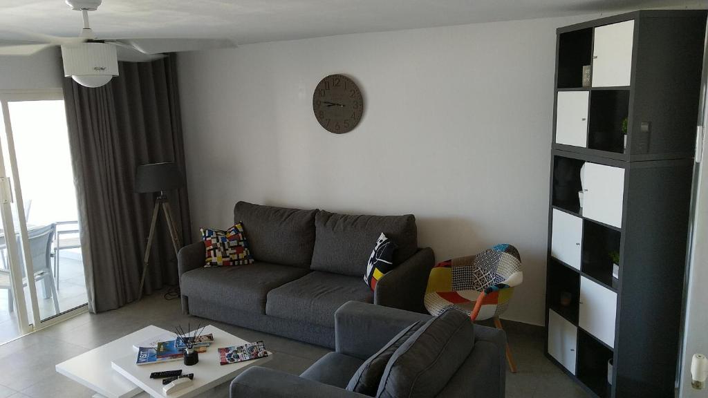 Friendly Beach House photo 2