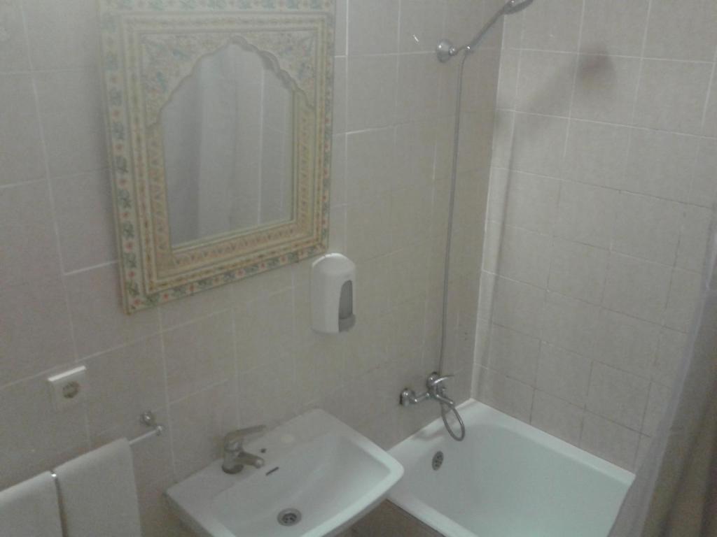 Четырехместный (Четырехместный номер), Porto Riad - Guest House