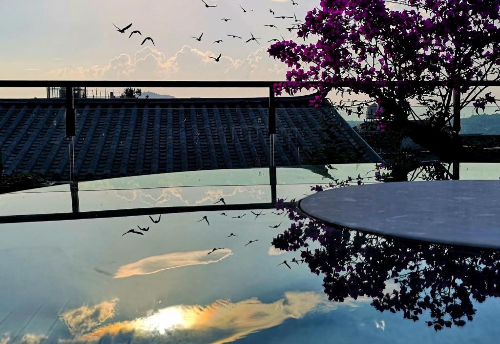 Floral Tengchong Mountain Residence photo 3