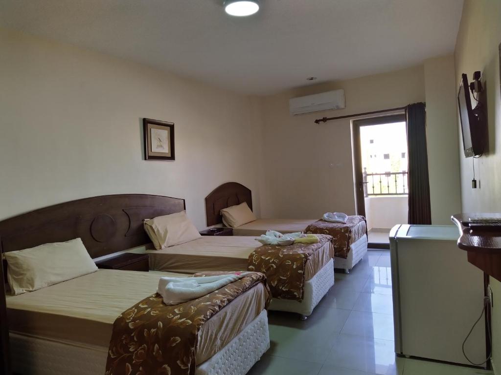 Baraka Al Aqaba Hotel Suites photo 4