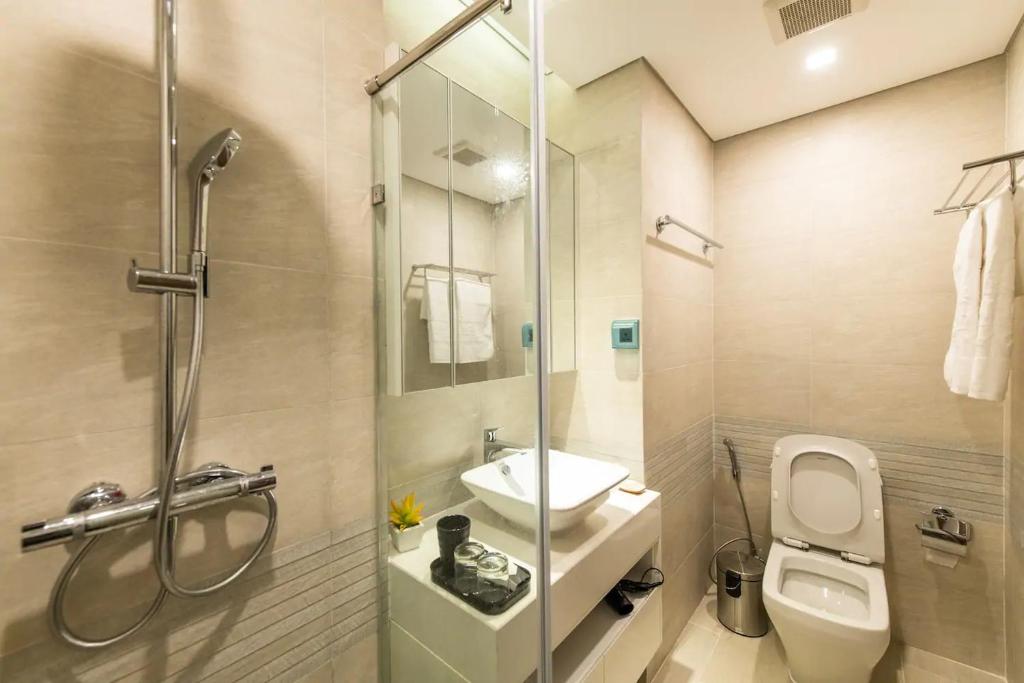 Bayhomes Metropolis Serviced Apartment