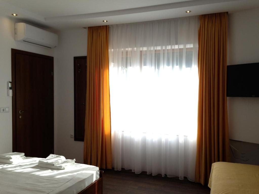 Студио (Номер-студио - Doctor Arshinkov Str.), Boutique Varna