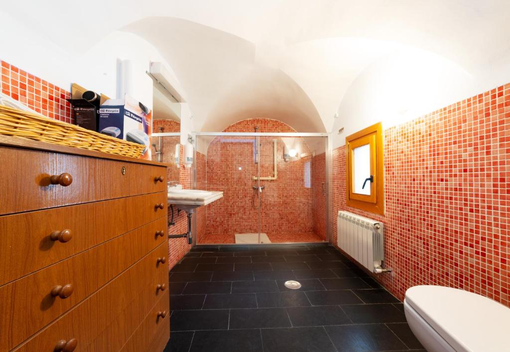 Семейный (Cемейный номер с собственной ванной комнатой), Albergue las Veletas