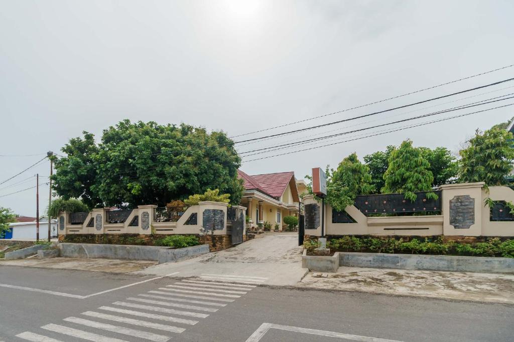 RedDoorz Syariah @ Mora Garden Bungo photo 3