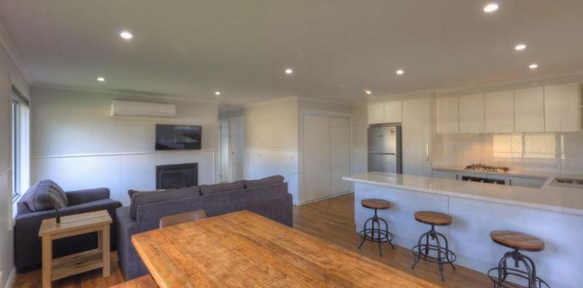 Yarrawonga Holiday Park photo 1