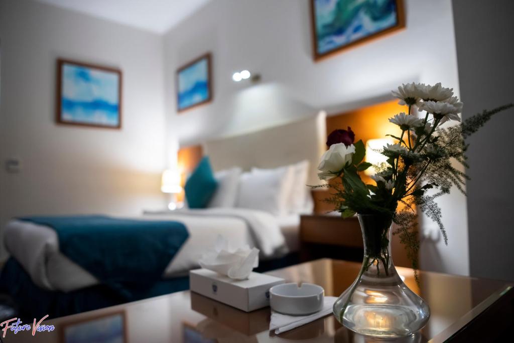 Сьюит (Полулюкс, вид на бассейн), Rehana Plaza Hotel