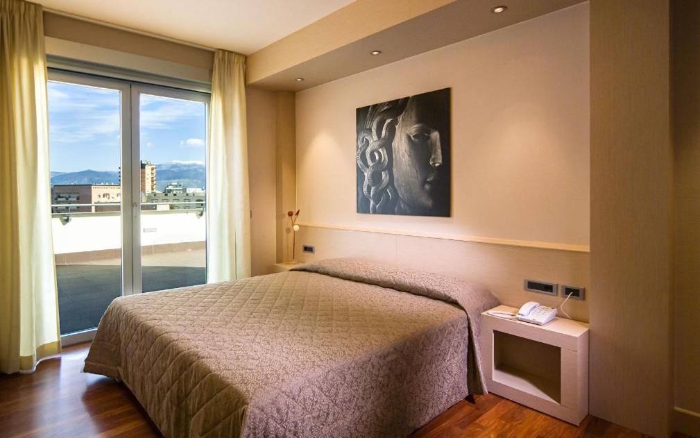 Hotel Europa photo 2