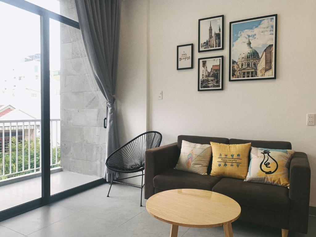 Lem's Apartment & Coffee - Tap to explore photos