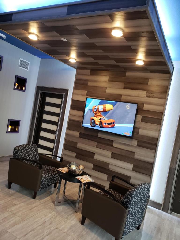 Hotel Blue - Woodlands photo 4