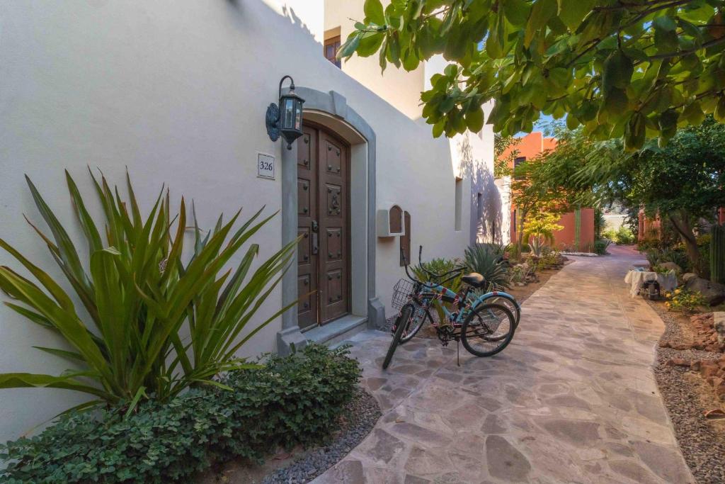 Casa Isla 2BR by Casago photo 1
