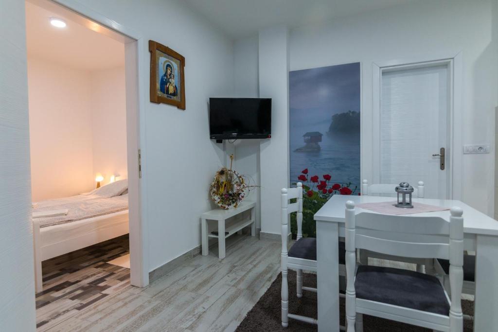 Apartment BB photo 2