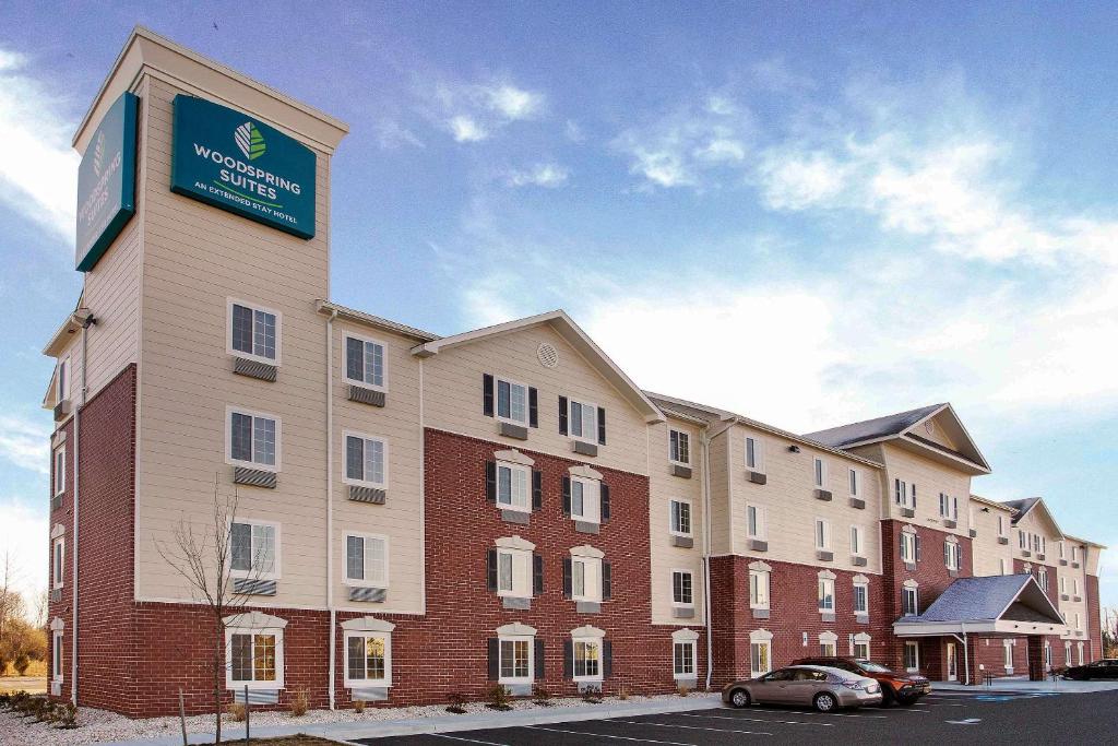 WoodSpring Suites Frederick I-70 image