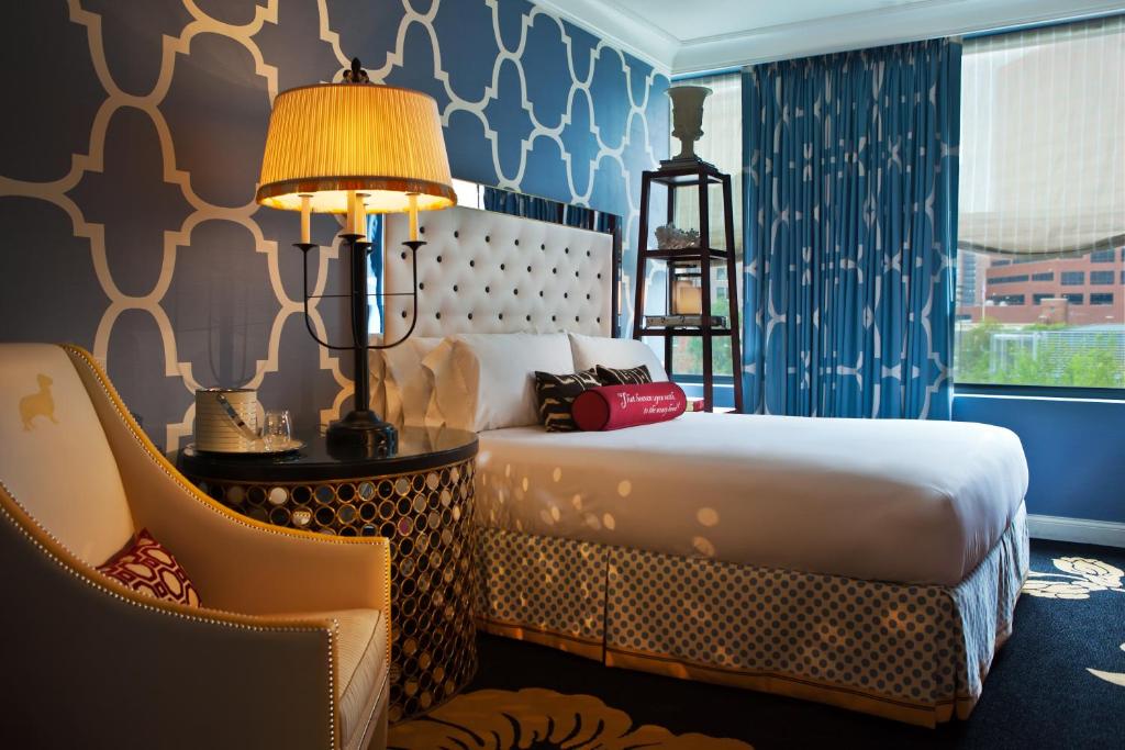 Kimpton Hotel Monaco Philadelphia, an IHG Hotel image