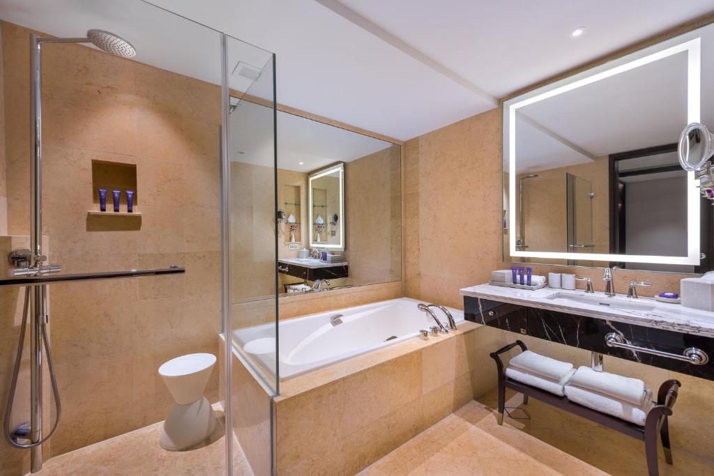 Двухместный (Номер Quay), The Fullerton Hotel Singapore