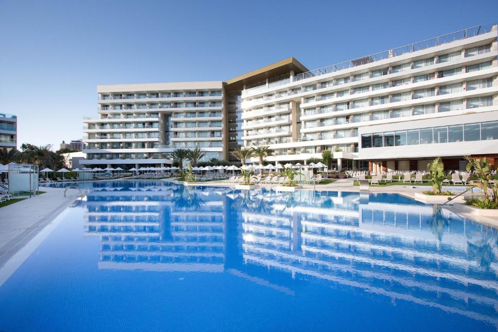 Hipotels Playa de Palma Palace&Spa photo 2