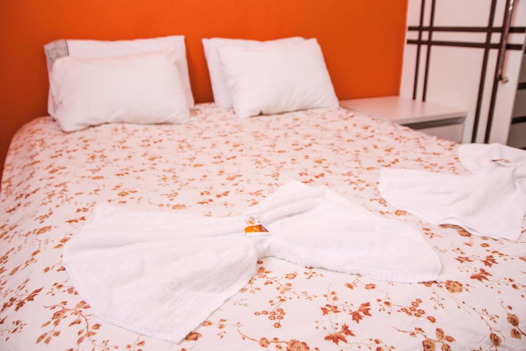 Hotel Hostel Caçari photo 3