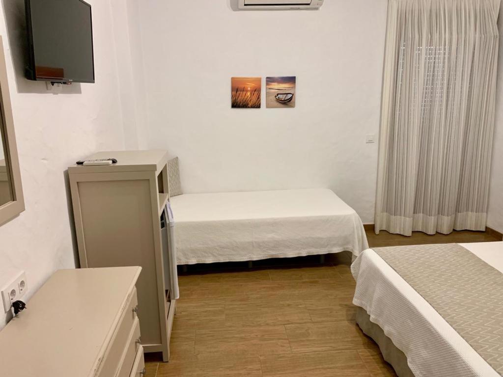 Hotel Almadrabeta photo 4