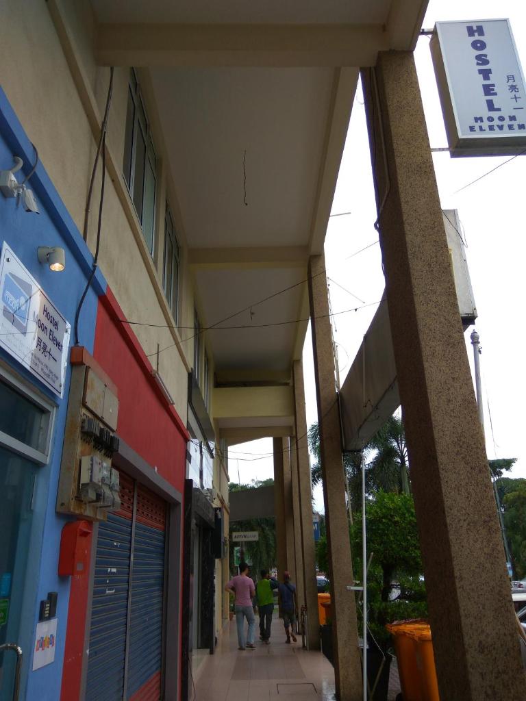 Moon Eleven Hostel Near Klia & Klia2 photo 3