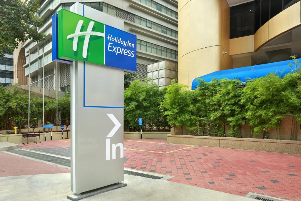Holiday Inn Express Kuala Lumpur City Centre, an IHG Hotel photo 2