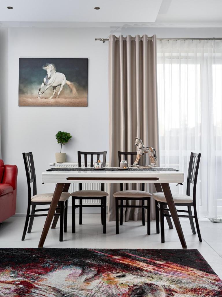 Goldwell Apartments - Szczesliwa photo 1