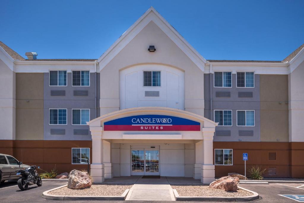 Candlewood Suites Sierra Vista, an IHG Hotel image