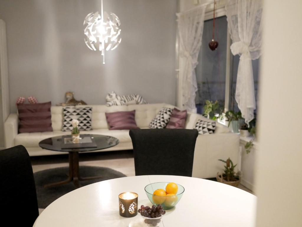Central and cozy next to Oslo S photo 4