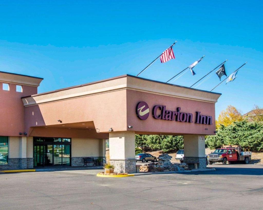 Clarion Inn and Events Center Pueblo North image