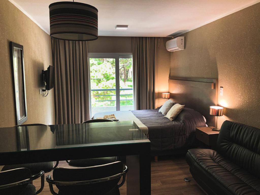 ¡Monoambiente exclusivo c/ pileta en Zona Playa!