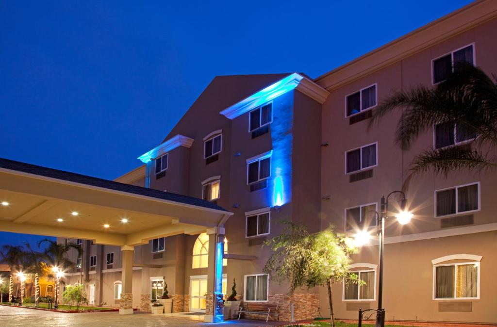 Holiday Inn Express Los Angeles Airport Hawthorne, an IHG Hotel image