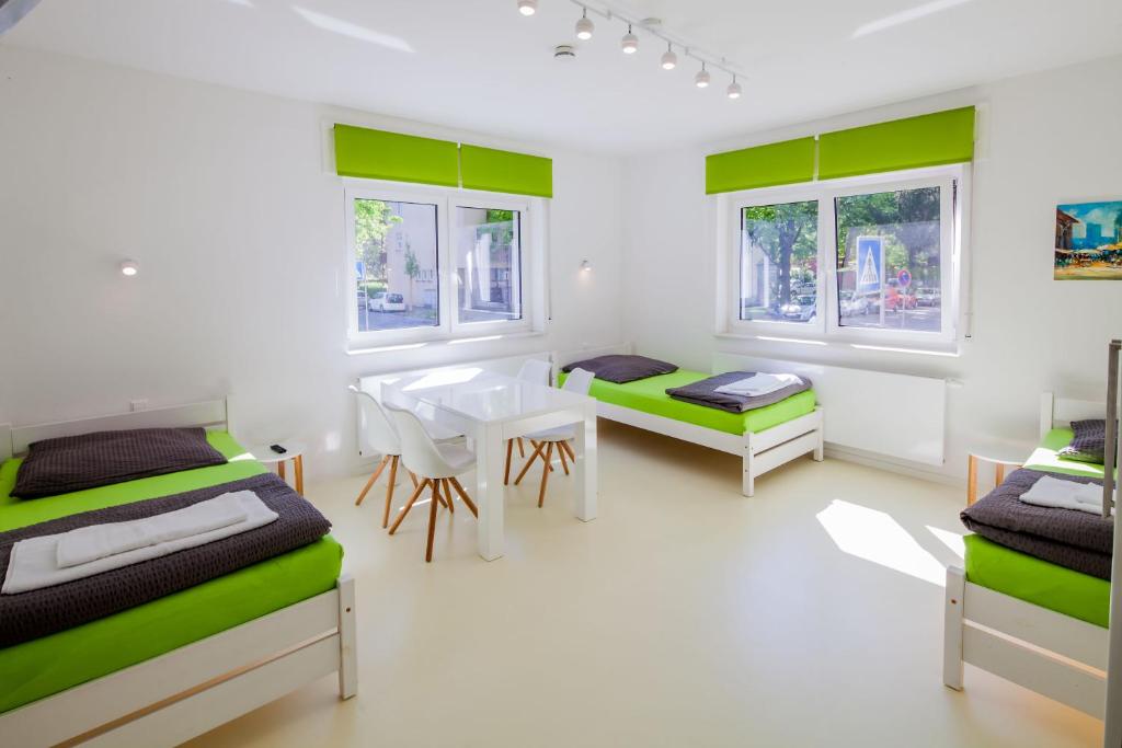 SecondHome Stuttgart - Very nice and modern apartment near historic city centre at Olgastr 20 in Esslingen am Neckar photo 2