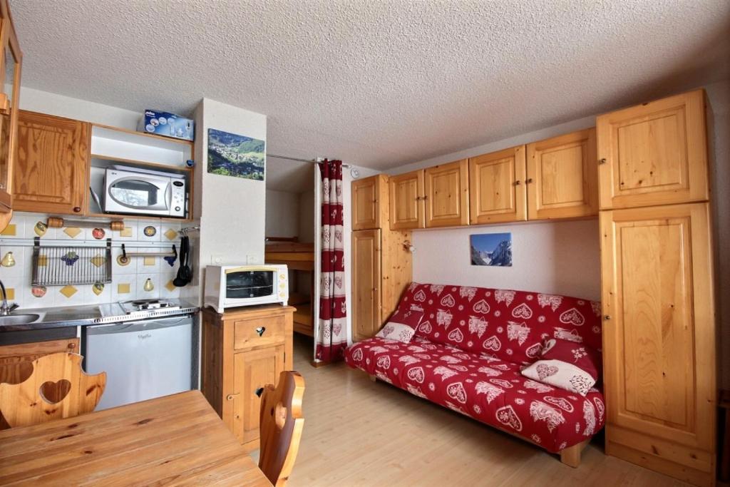 STUDIO 4 PERSONNES - PROCHE PIED DES PISTES - ST JEAN D'AULPS - PROCHE MORZINE - Cimes 18 photo 1