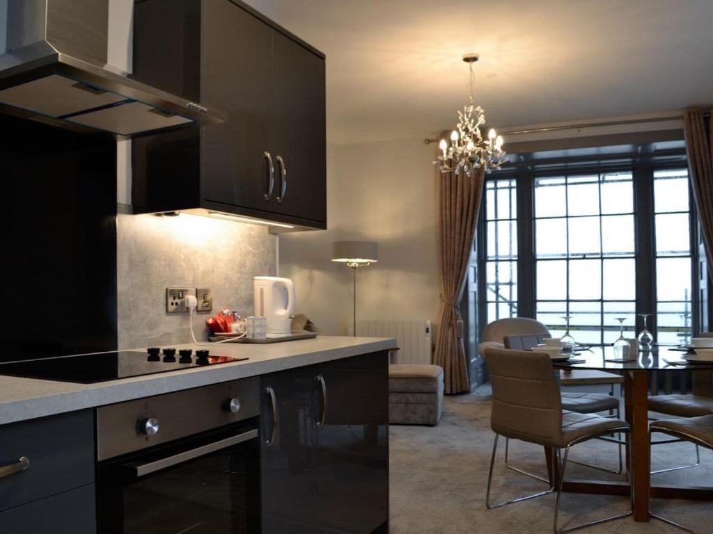 Grosvenor House APT 1 photo 3