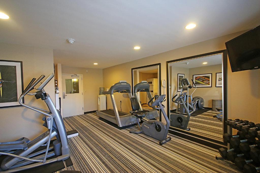 Candlewood Suites Newport News-Yorktown, an IHG Hotel photo 3