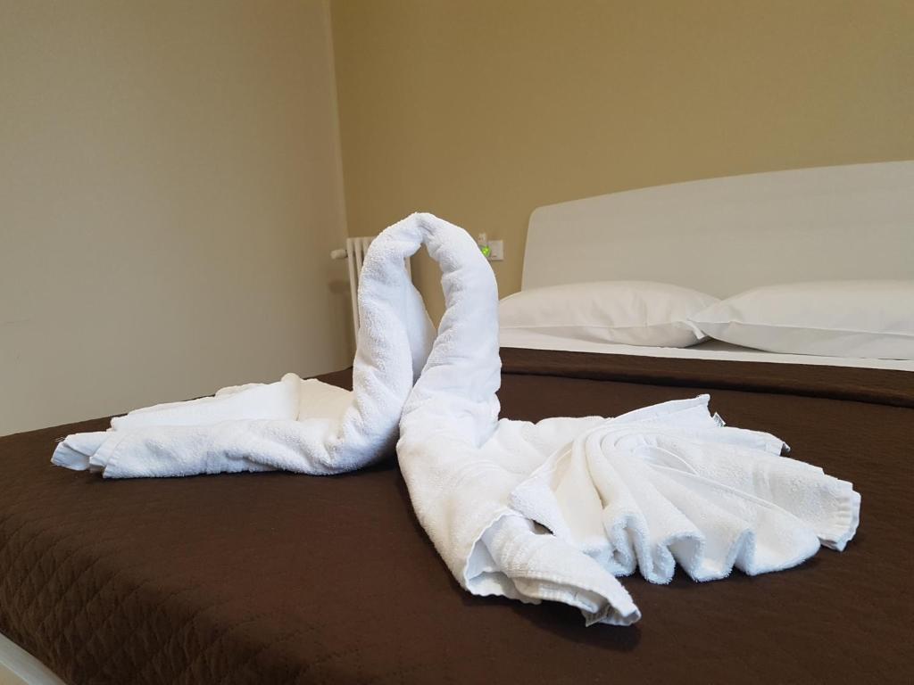 Emmy Hotel Room Type - Double Room with Shared Bathroom