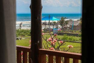 West Break Bali - Medewi photo 4