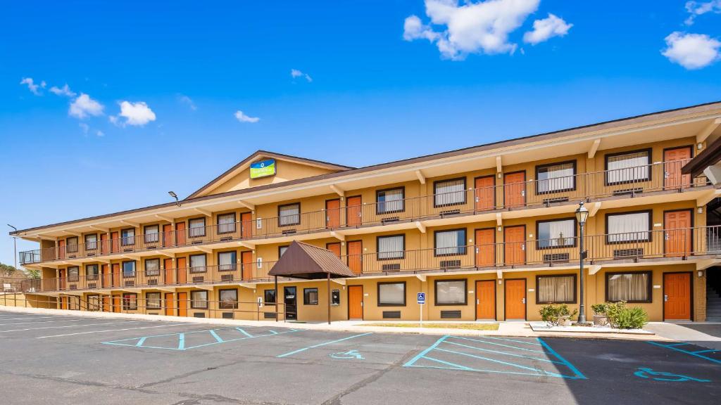 SureStay Hotel by Best Western Tupelo North image