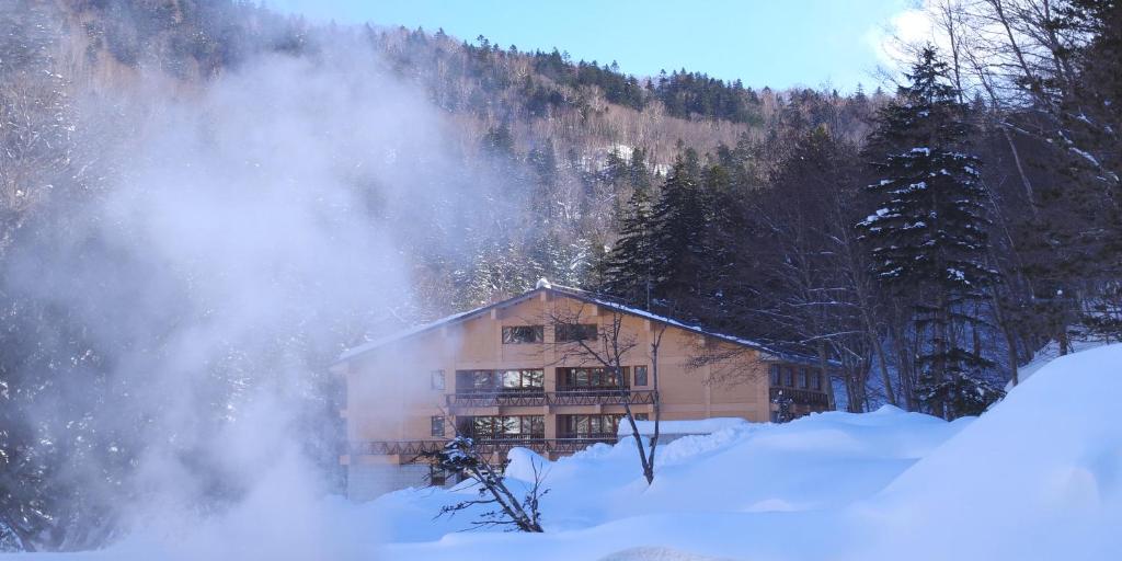 Tomuraushionsen Higashi Taisetsuso photo 1