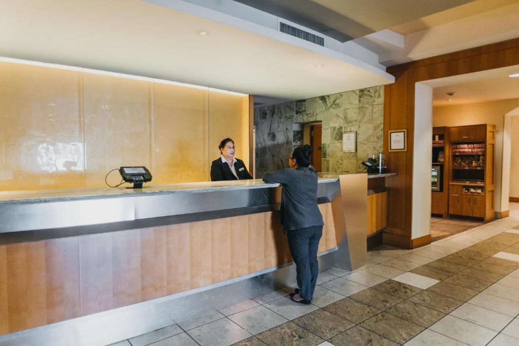 Crowne Plaza San Francisco Airport, an IHG Hotel image