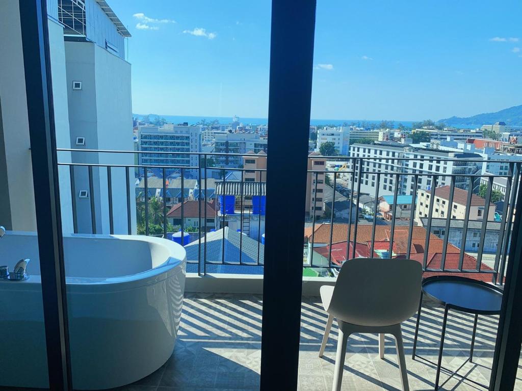 Студио (Номер-студио с видом на море), Sky Wave Patong