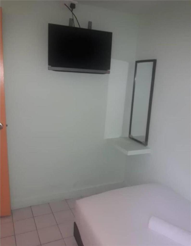 Одноместный (Стандартный одноместный номер), SPOT ON 89698 Budget Inn Hotel