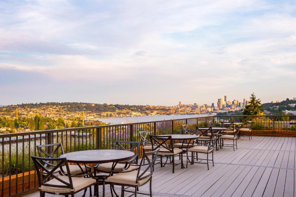 Staybridge Suites Seattle - Fremont, an IHG Hotel image