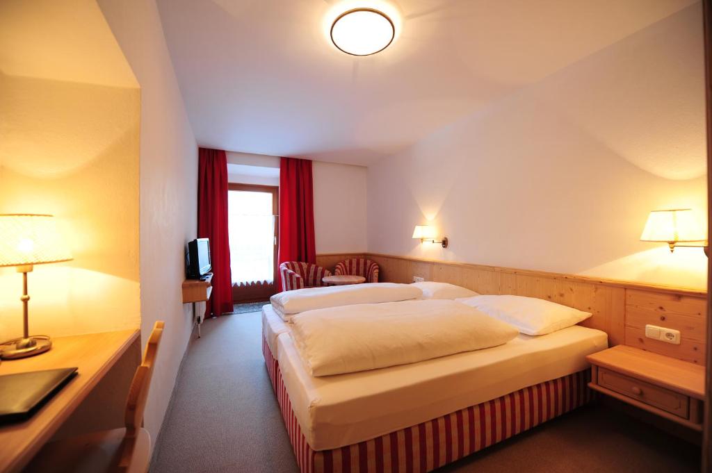 Hotel Krone - Tap to explore photos