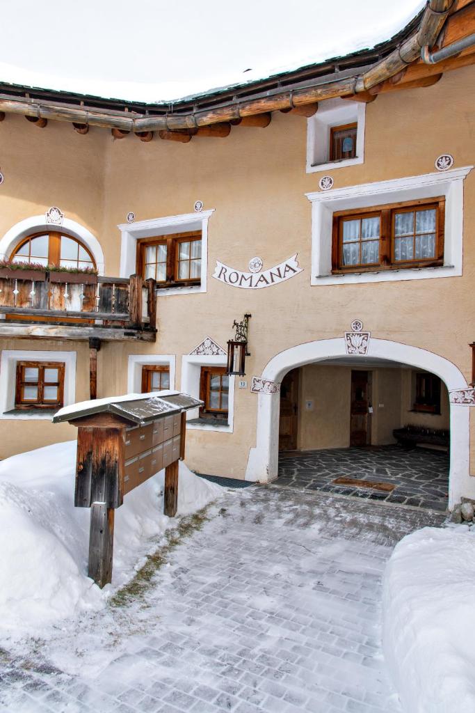 Chesa Romana - Silvaplana photo 4