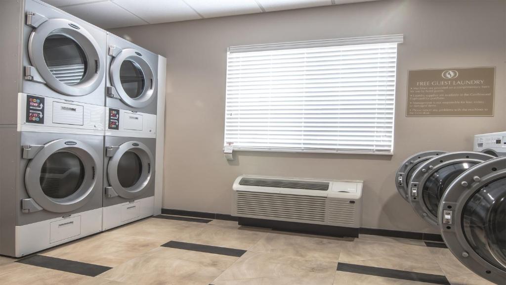 Candlewood Suites Gonzales - Baton Rouge Area, an IHG Hotel image