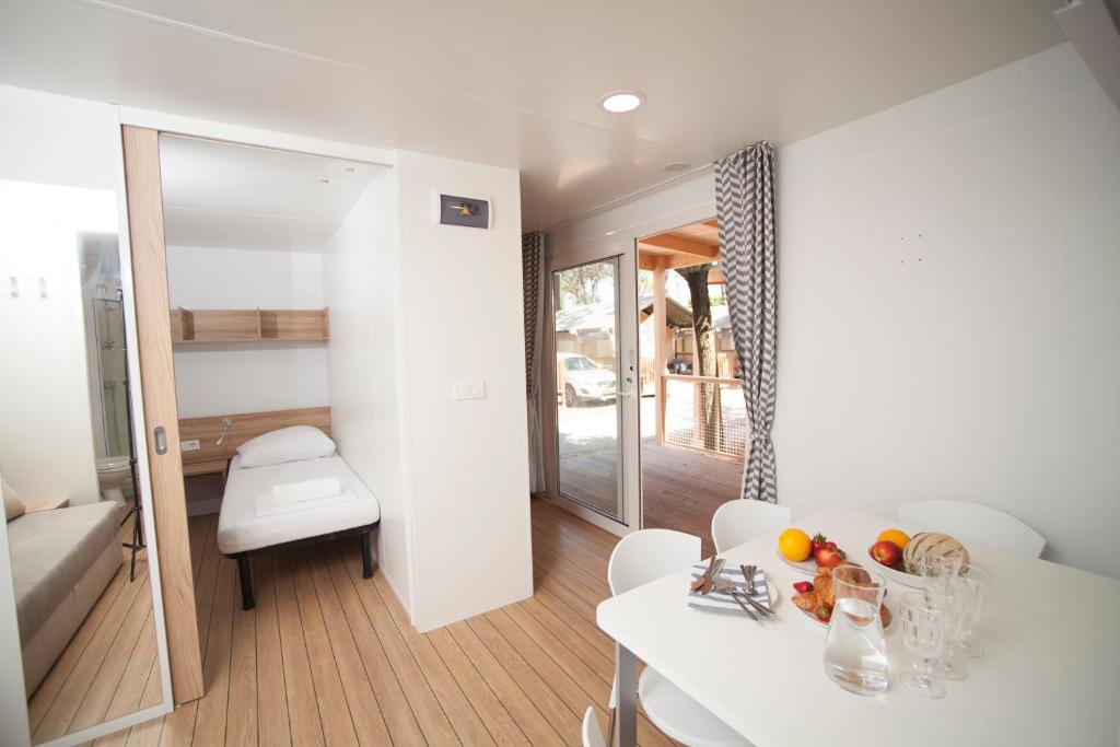 Mediteran Travel Mobile Homes in Camping Terme Čatež photo 3