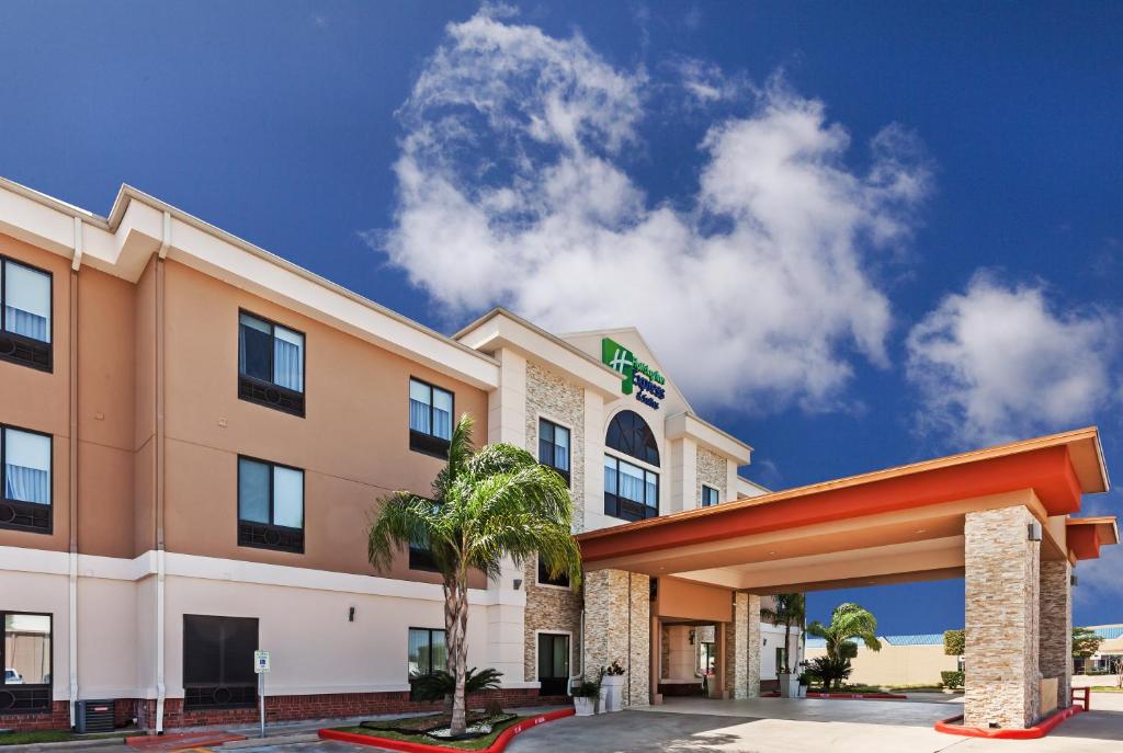 Holiday Inn Express Hotels & Suites Houston East, an IHG Hotel image