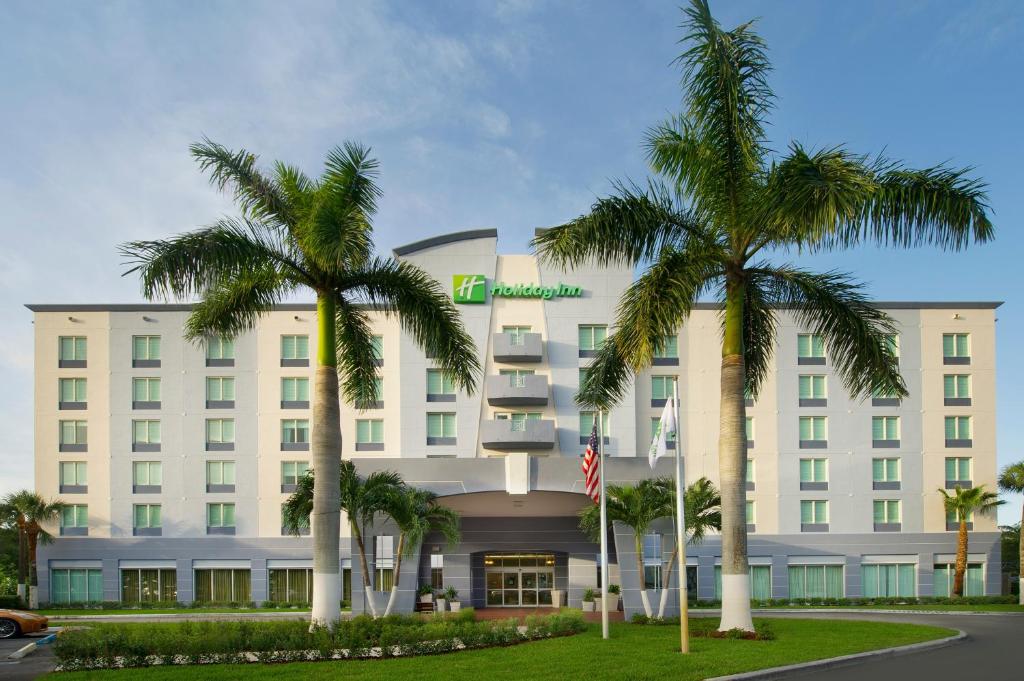 Holiday Inn Miami-Doral Area, an IHG Hotel image