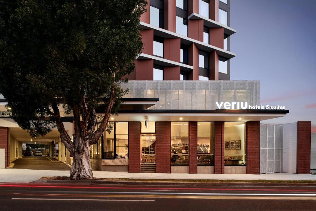 Veriu Green Square photo 3