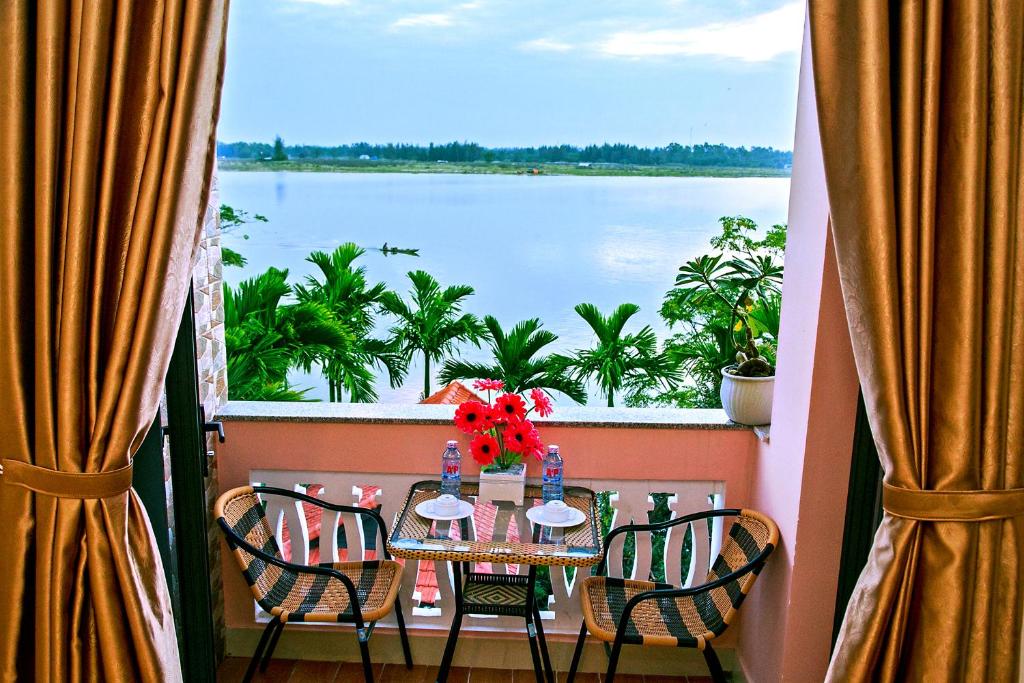 Thu Bồn Riverside Homestay